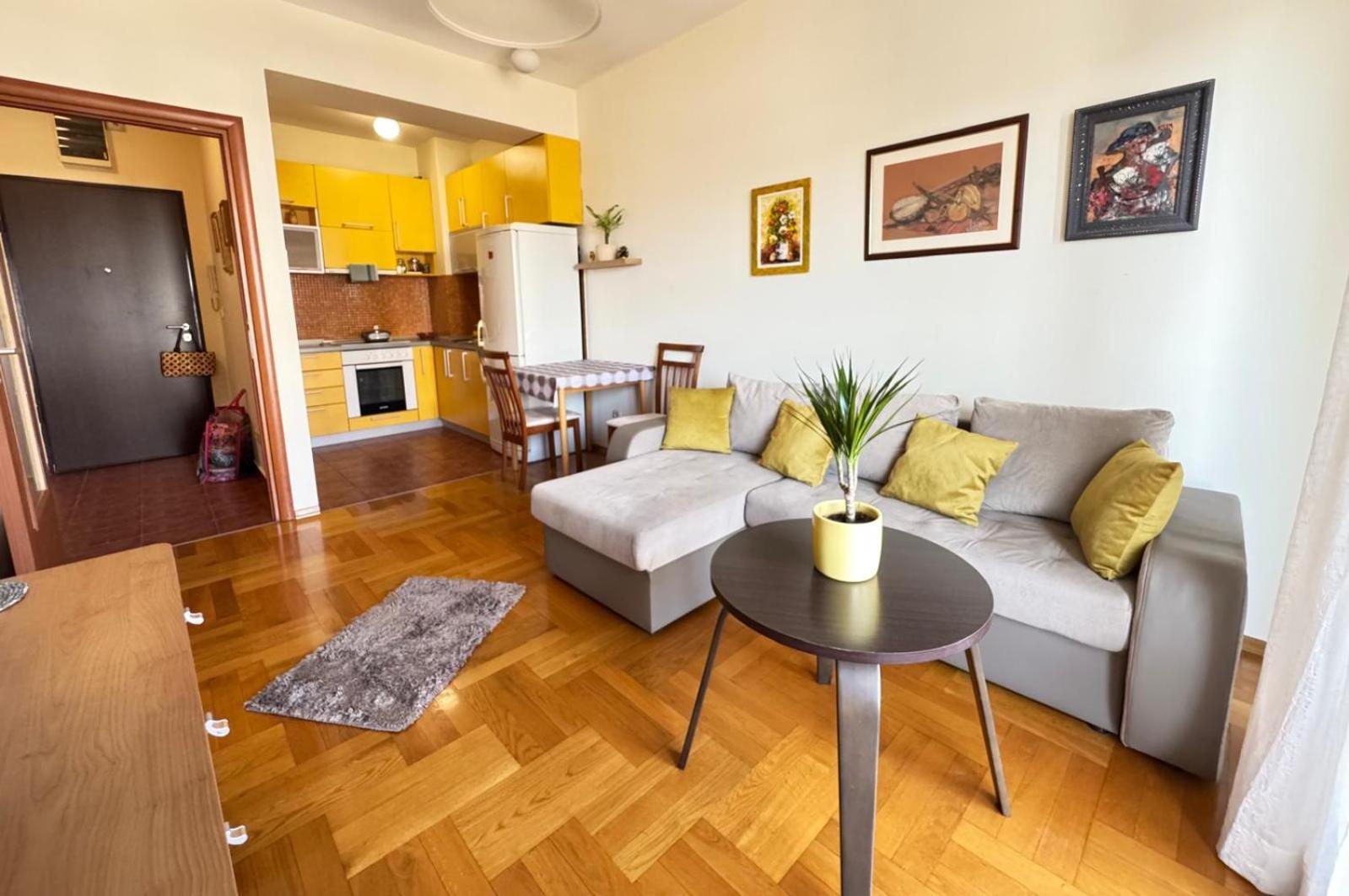 Sunny Place Podgorica Exterior foto